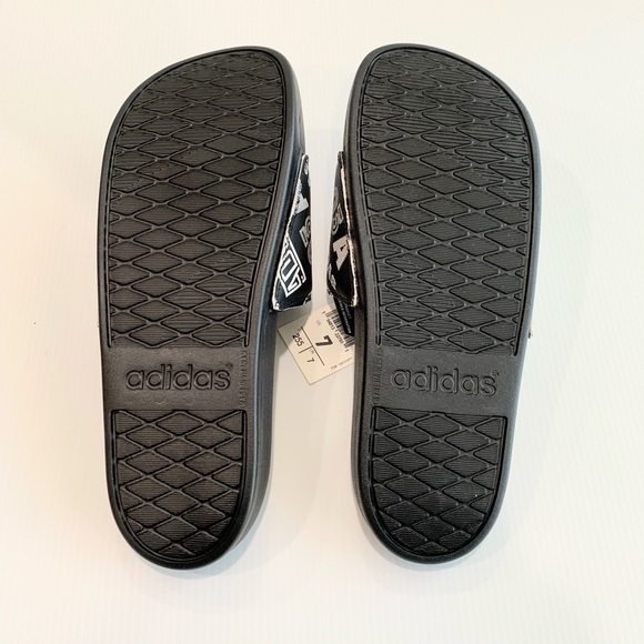 ADIDAS Adilette Comfort Men's Slide Sandals Size 7 - Picture 4 of 11